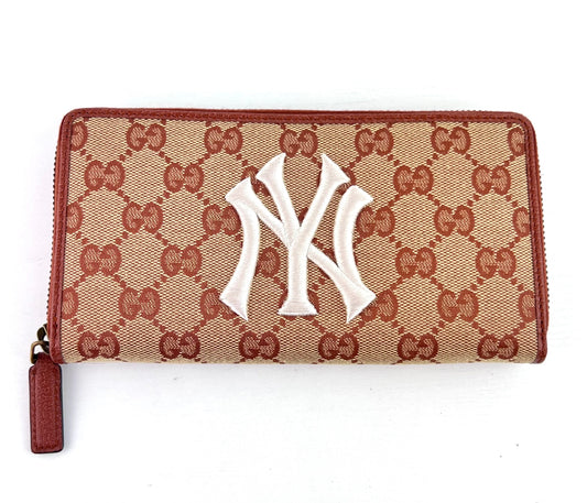 Gucci Yankees Zippy Wallet