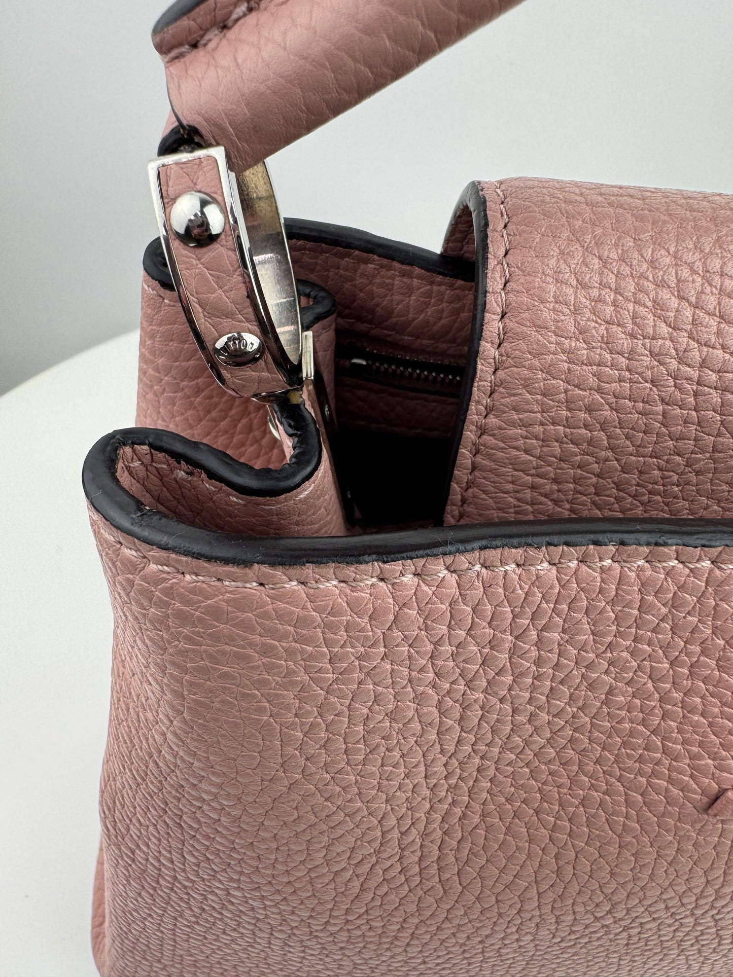 Louis Vuitton Capucines Bag Leather BB