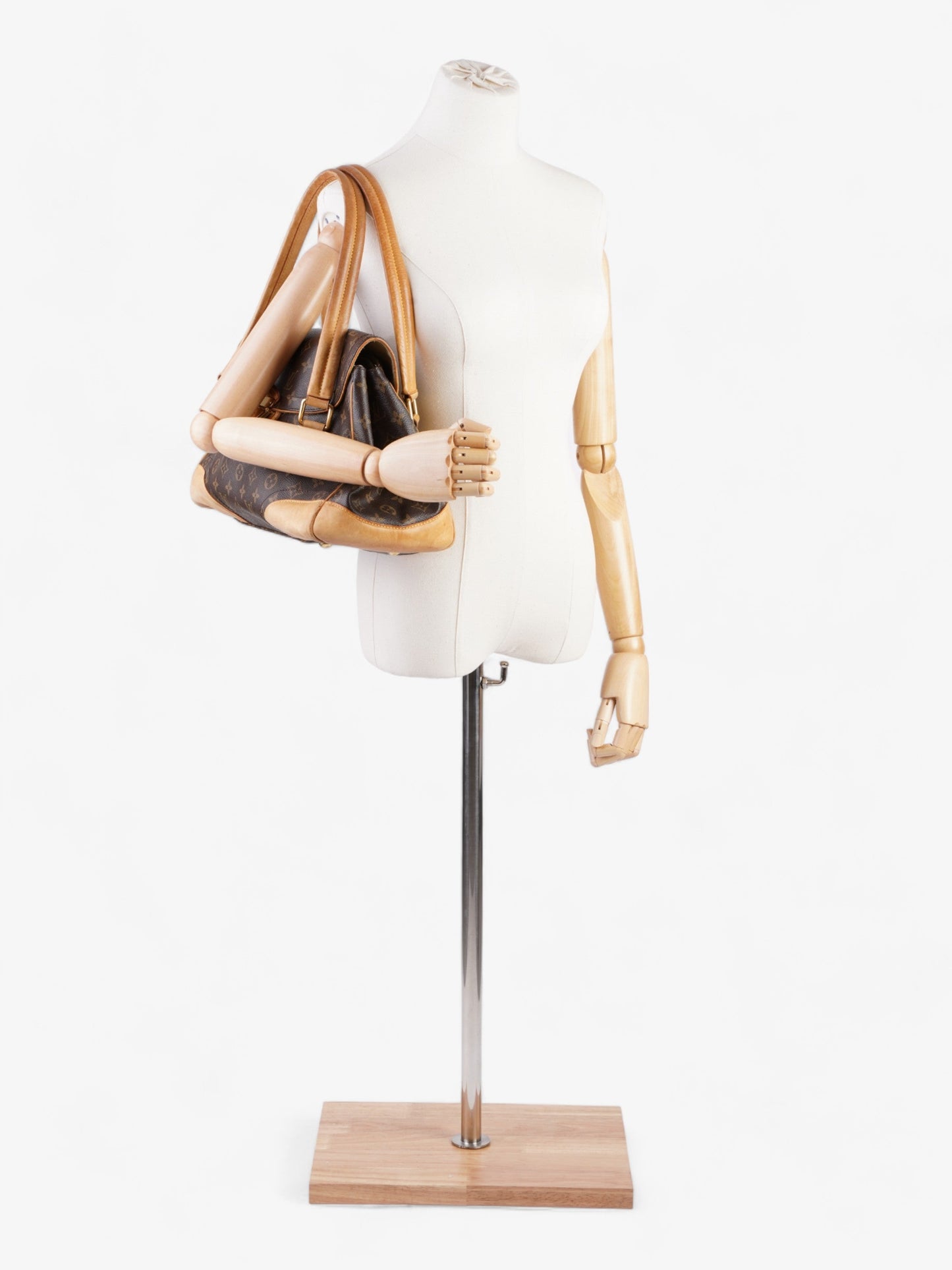 Louis Vuitton Beverly Monogram Coated Canvas GM