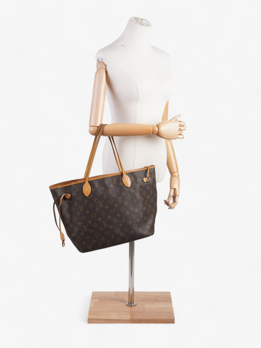 Louis Vuitton Neverfull Monogram Coated Canvas MM