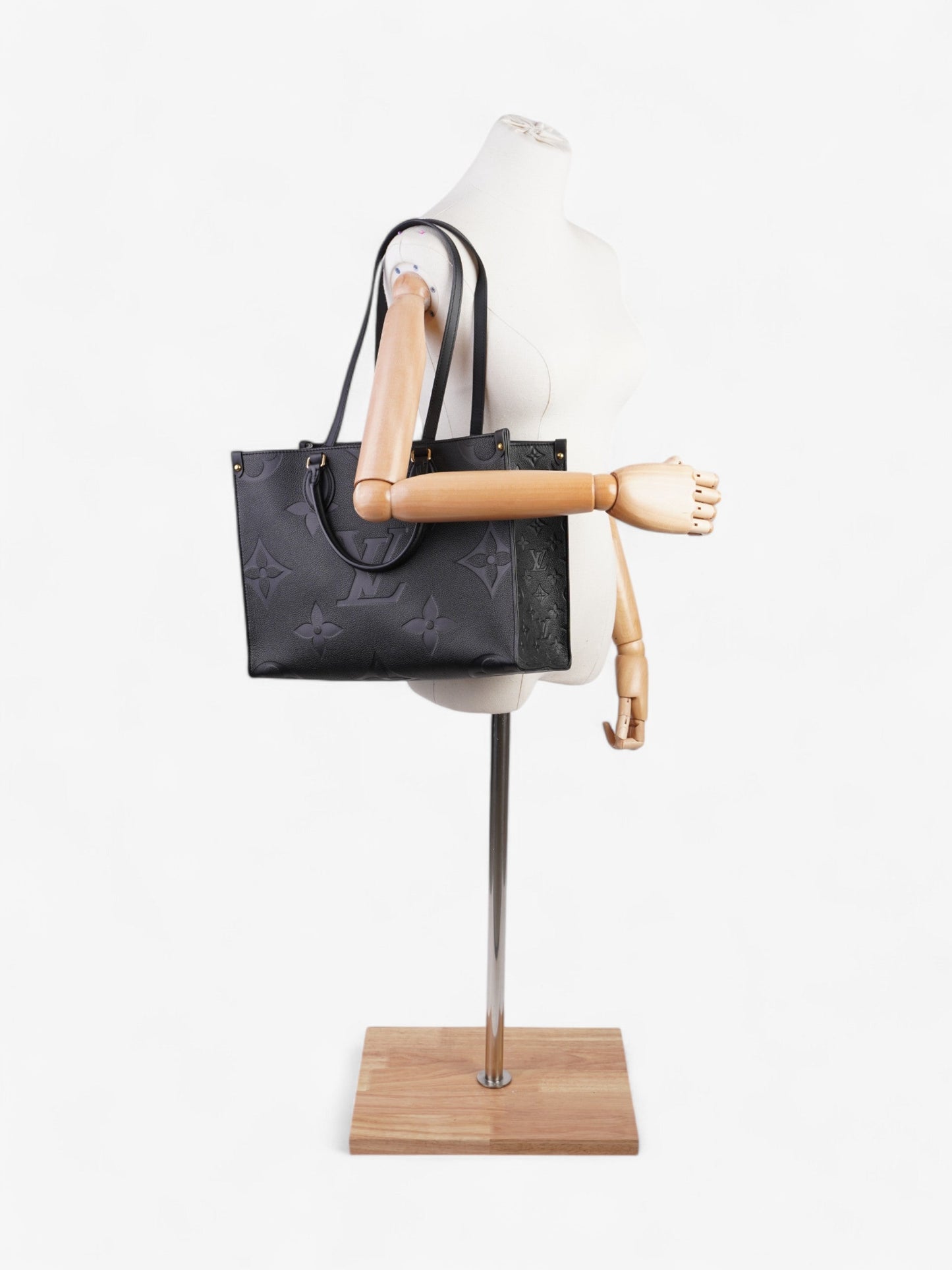 Louis Vuitton OnTheGo Monogram Empreinte / Black Empreinte Leather MM