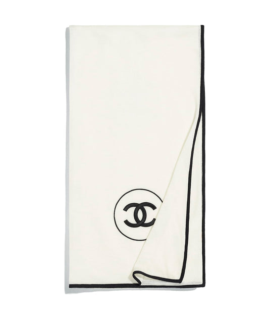Chanel Cashmere Stole in Ivory and Black