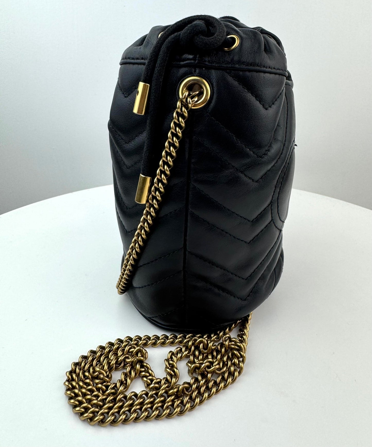 Gucci Mini Marmont bucket bag