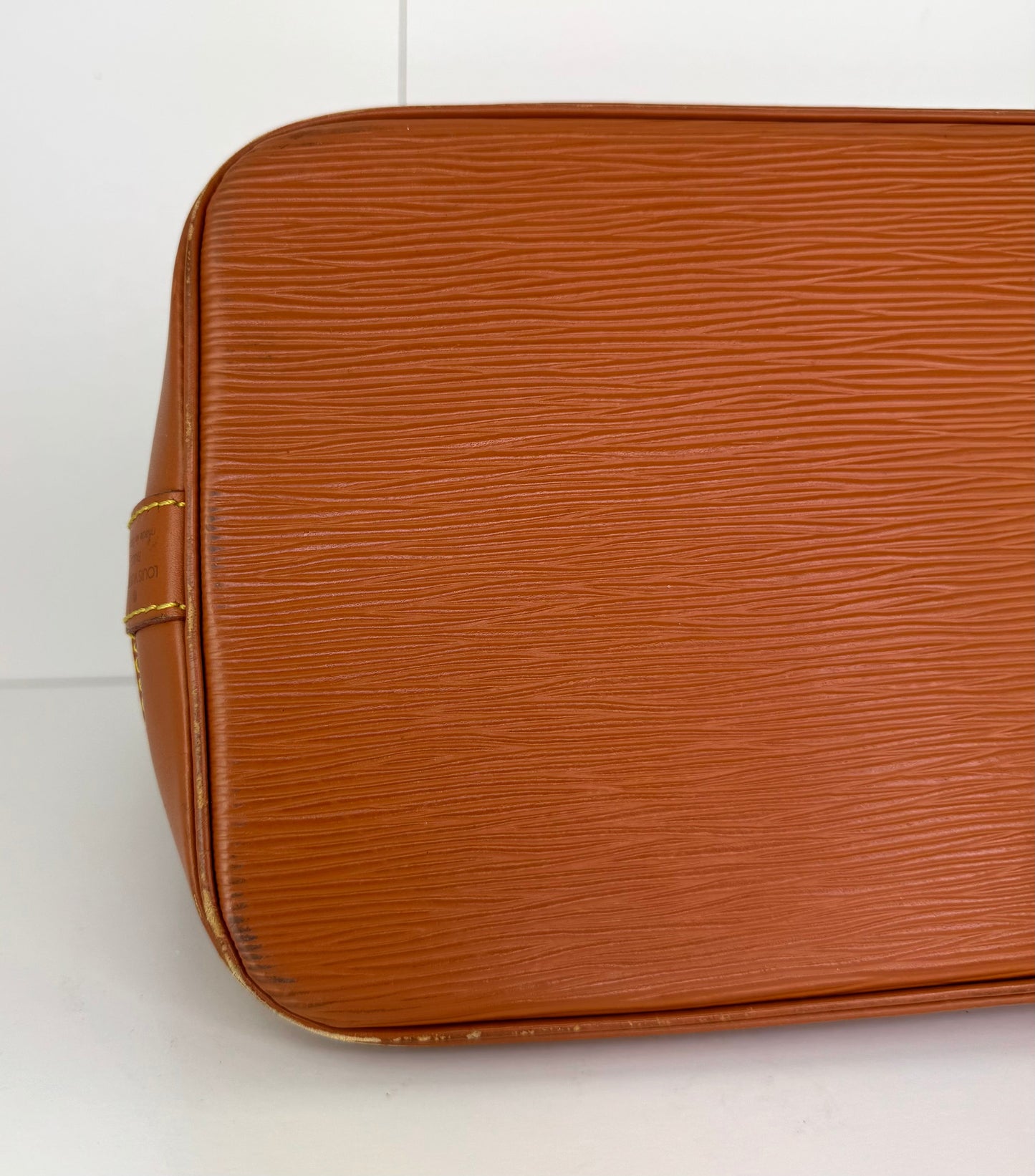 Louis Vuitton Alma PM Epi