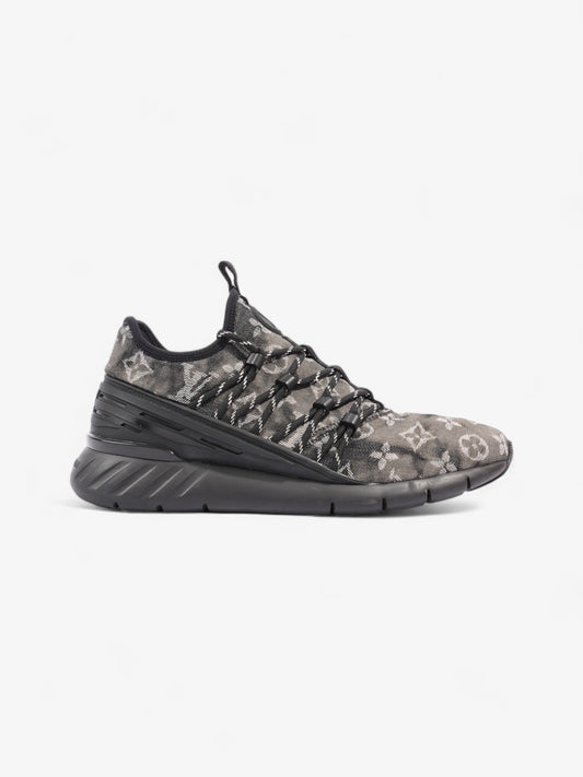 Louis Vuitton Fast Lane Sneaker Black / White Denim EU 41 UK 7