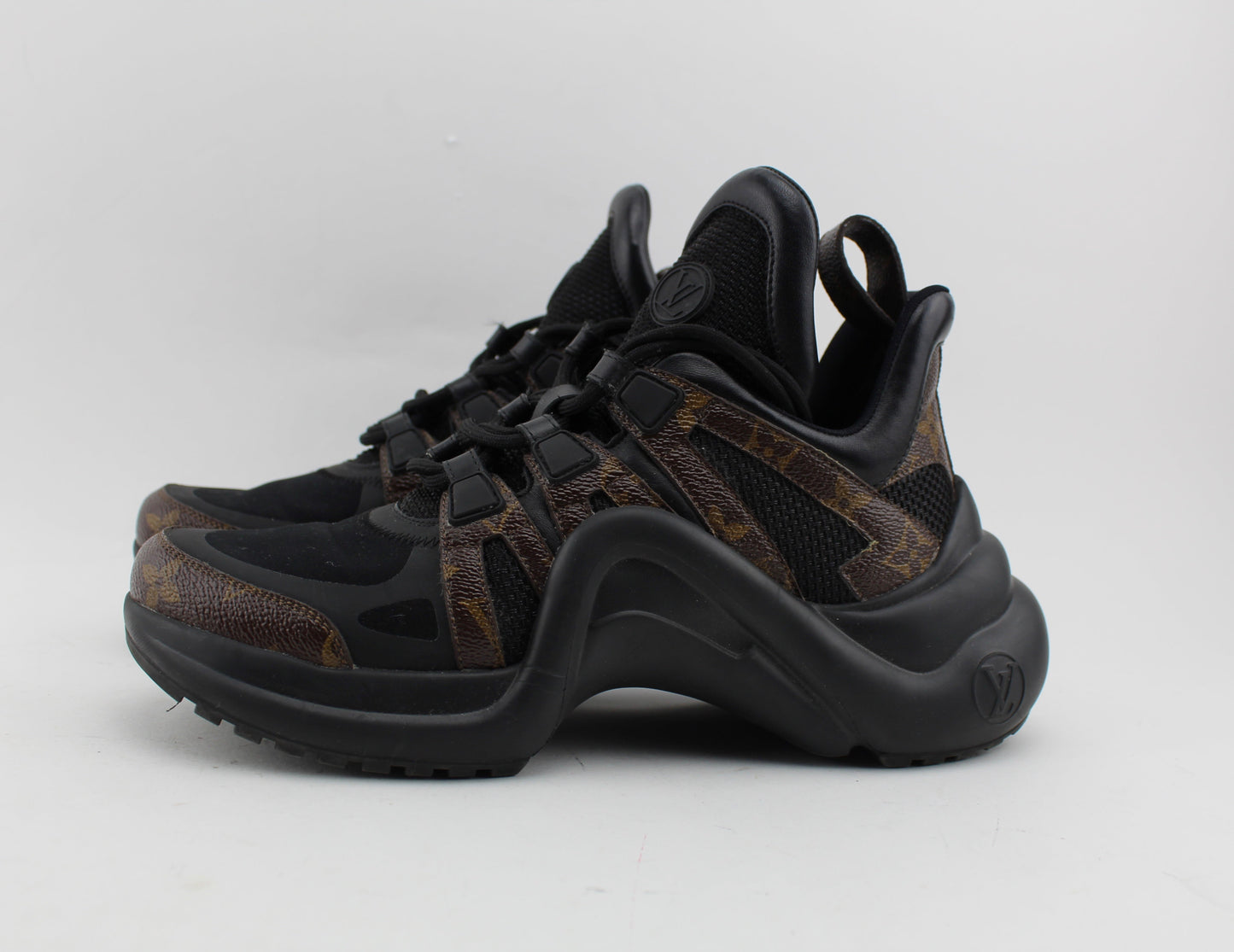 LOUIS VUITTON ARCHLIGHT SNEAKER