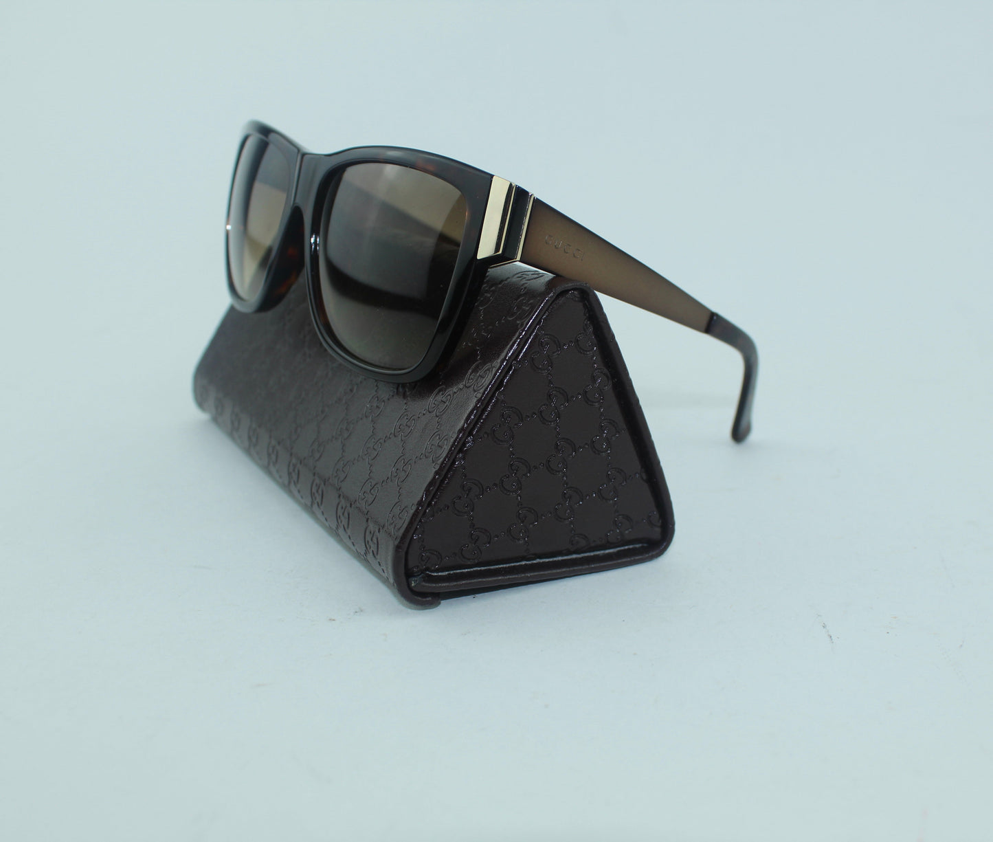GUCCI  SUNGLASSES