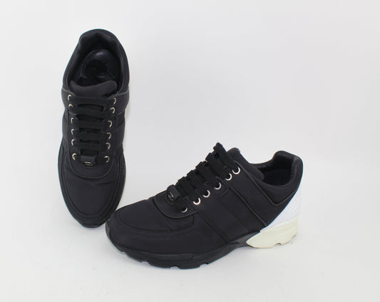 CHANEL TRAINERS SIZE 37.5