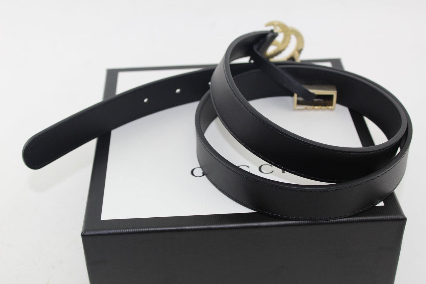 GUCCI LEATHER BELT WITH DOUBLE G BUCKLE