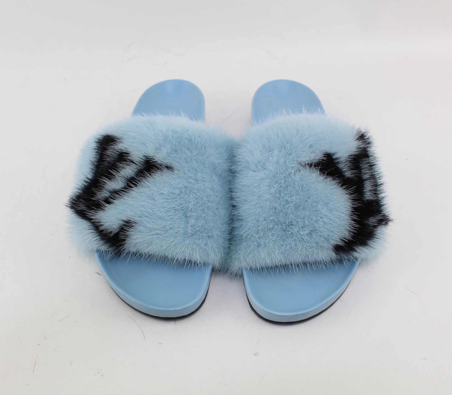 LOUIS VUITTON BOM DIA FLAT MULE SIZE 38.5