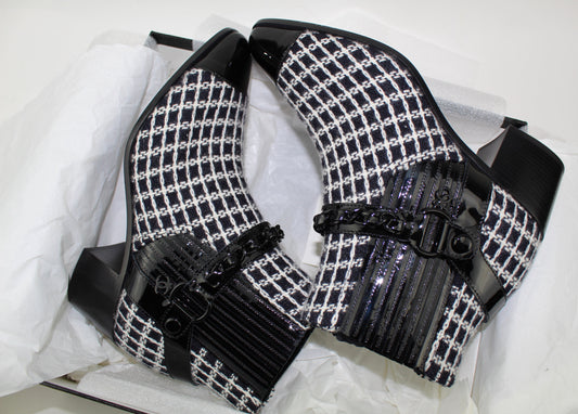 CHANEL TWEED SHORT BOOTS