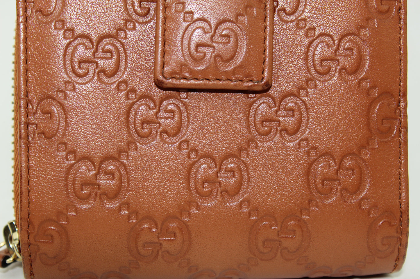 GUCCI LEATHER SIGNATURE WALLET