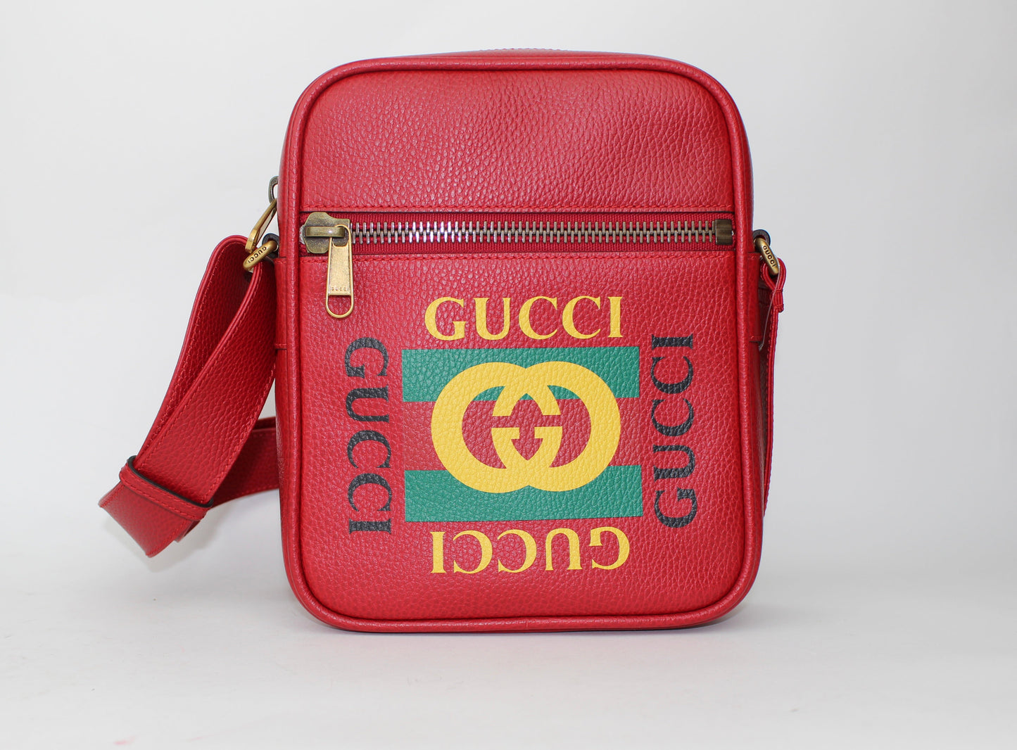 GUCCI LOGO MESSENGER BAG