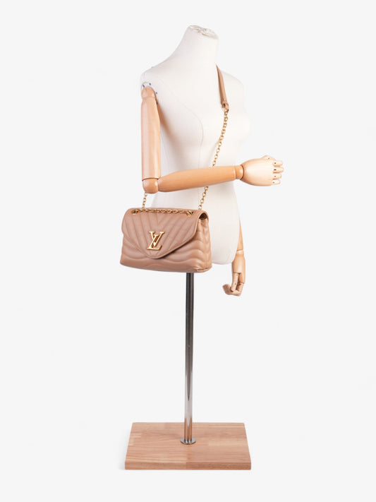 Louis Vuitton New Wave Chain Bag Beige Leather MM