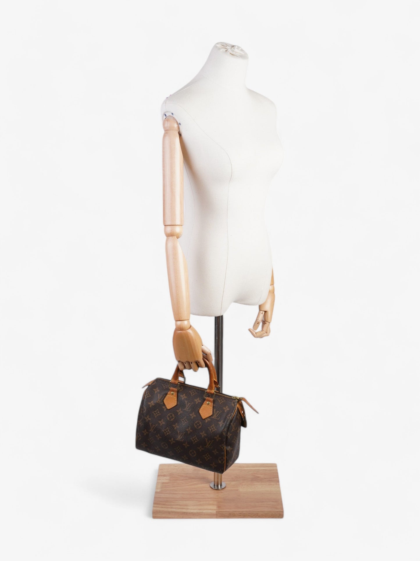 Louis Vuitton Speedy Monogram Coated Canvas 25