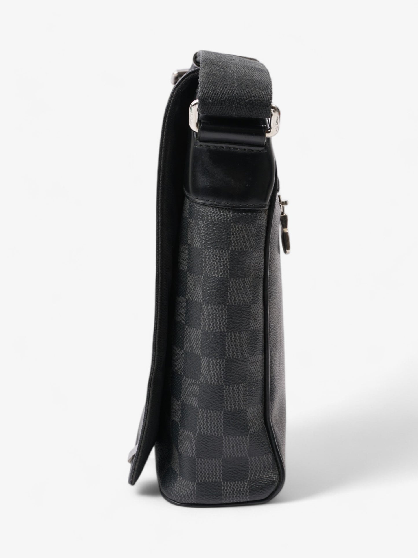 Louis Vuitton District Messenger Bag Damier Graphite Coated Canvas