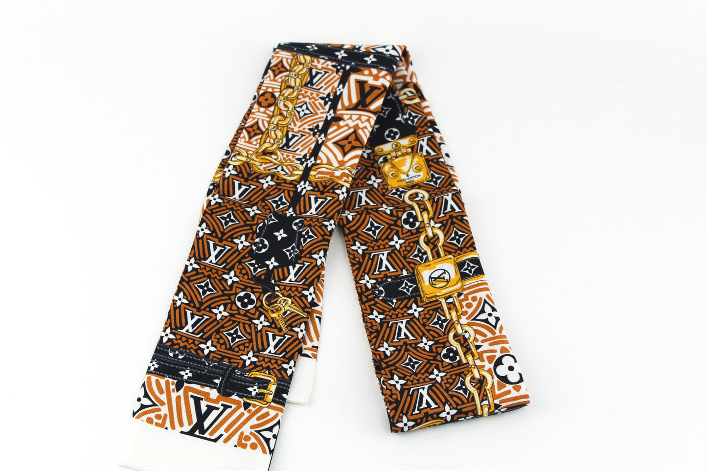 LOUIS VUITTON CRAFTY CONFIDENTIAL BANDEAU