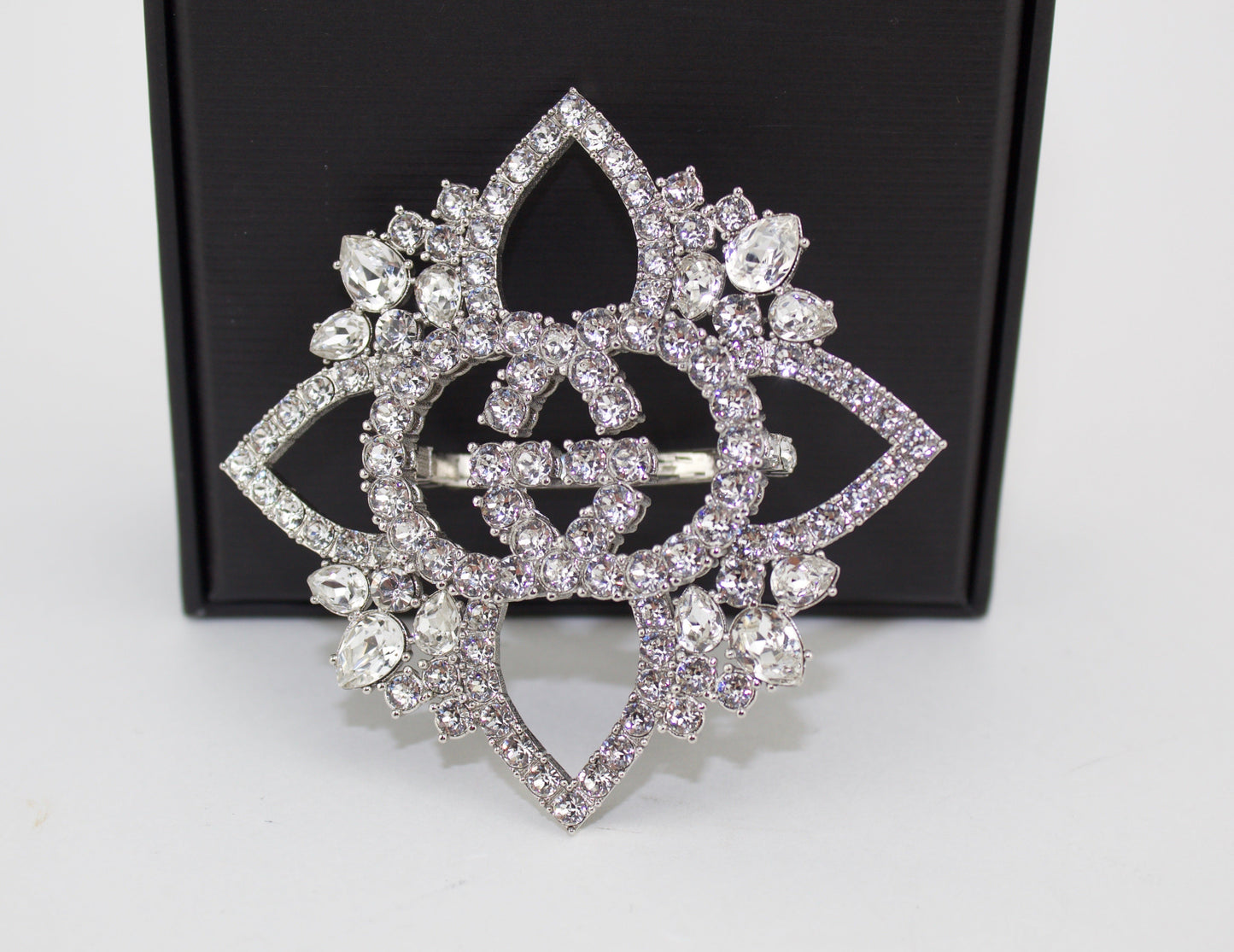 Gucci Silver Plated Crystal Double Finger Ring