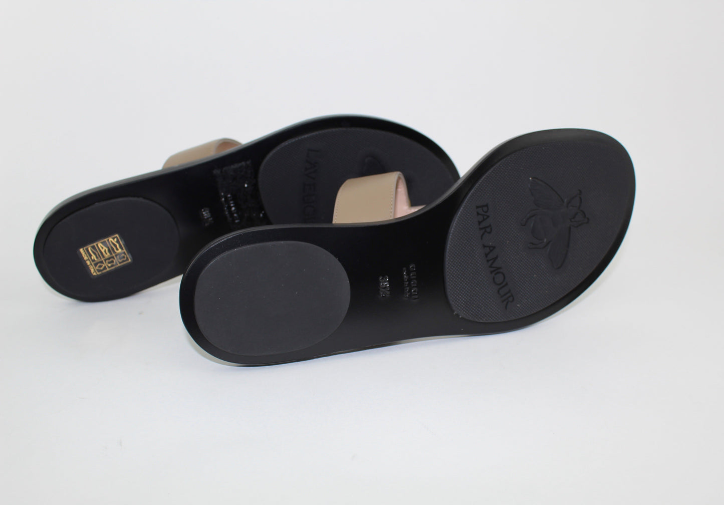 GUCCI LEATHER THONG SANDAL