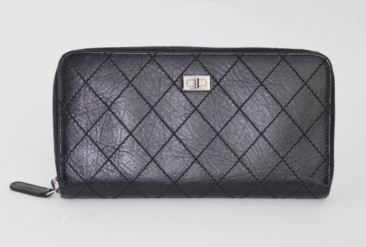CHANEL 2.55 REISSUE ZIP AROUND WALLET