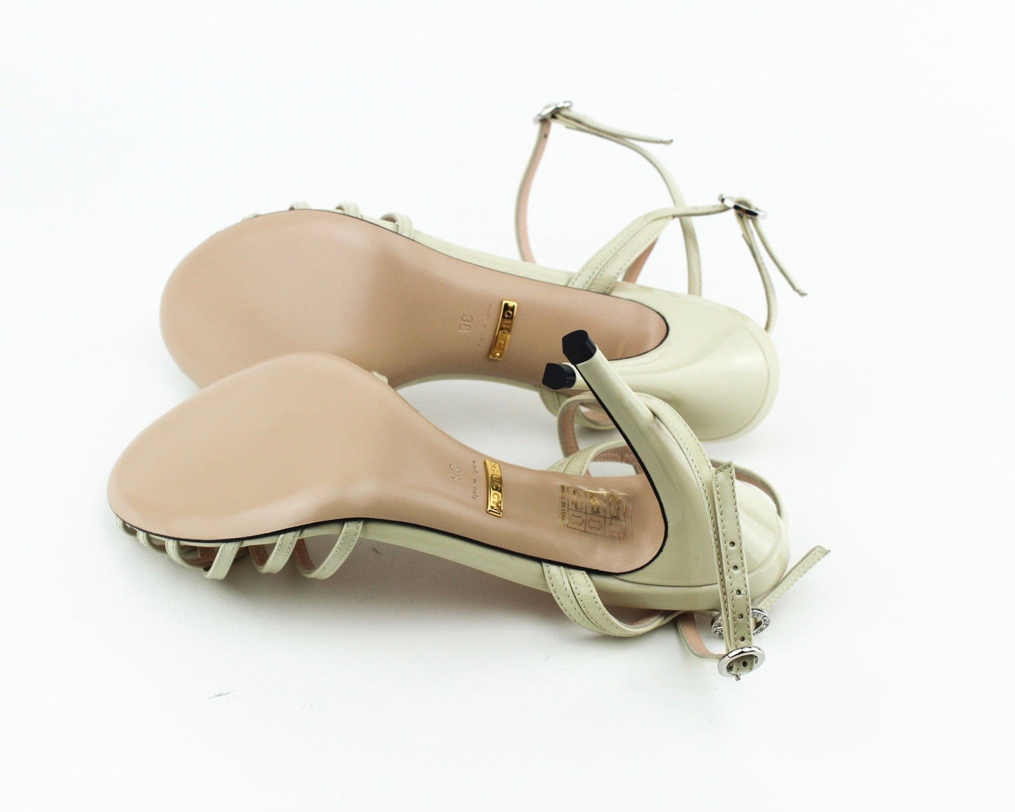 GUCCI PATENT LEATHER SANDALS SIZE 38