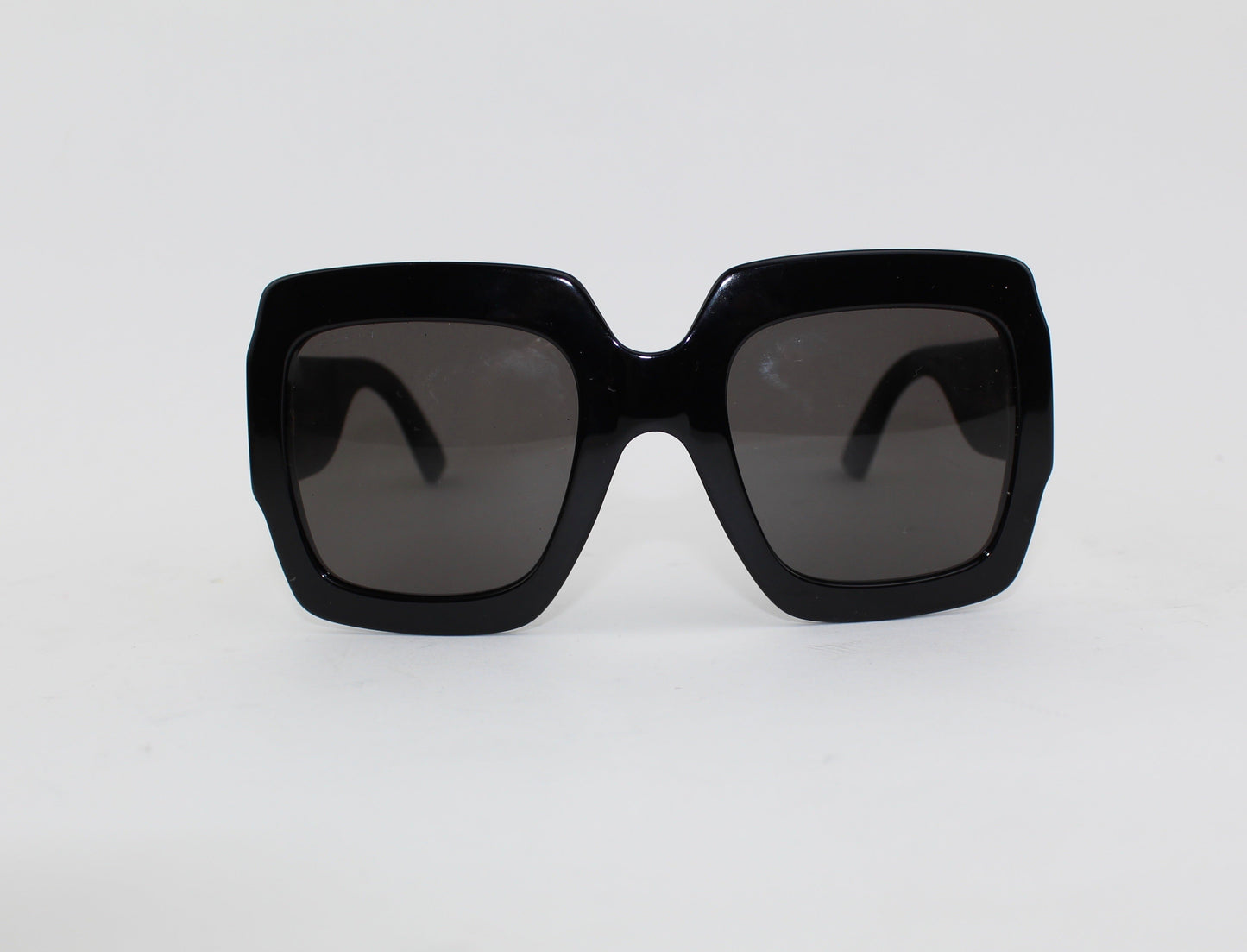 GUCCI OVERSIZED SUNGLASSES