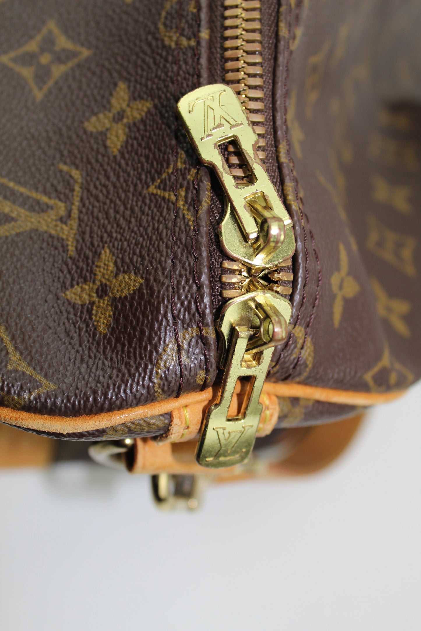 LOUIS VUITTON  KEEPALL BANDOULIÈRE 55