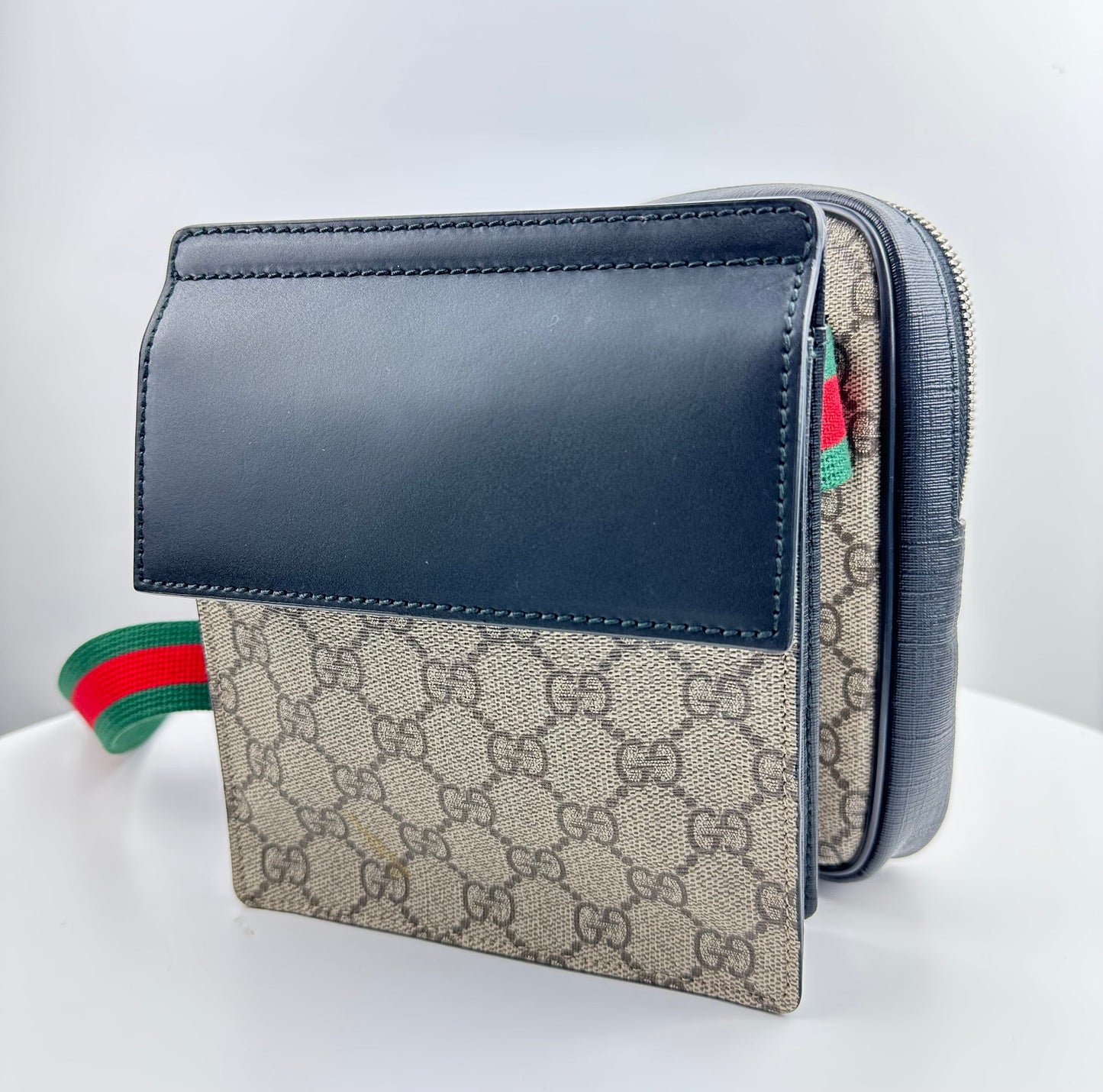 Gucci GG Supreme Double Web Belt Bag