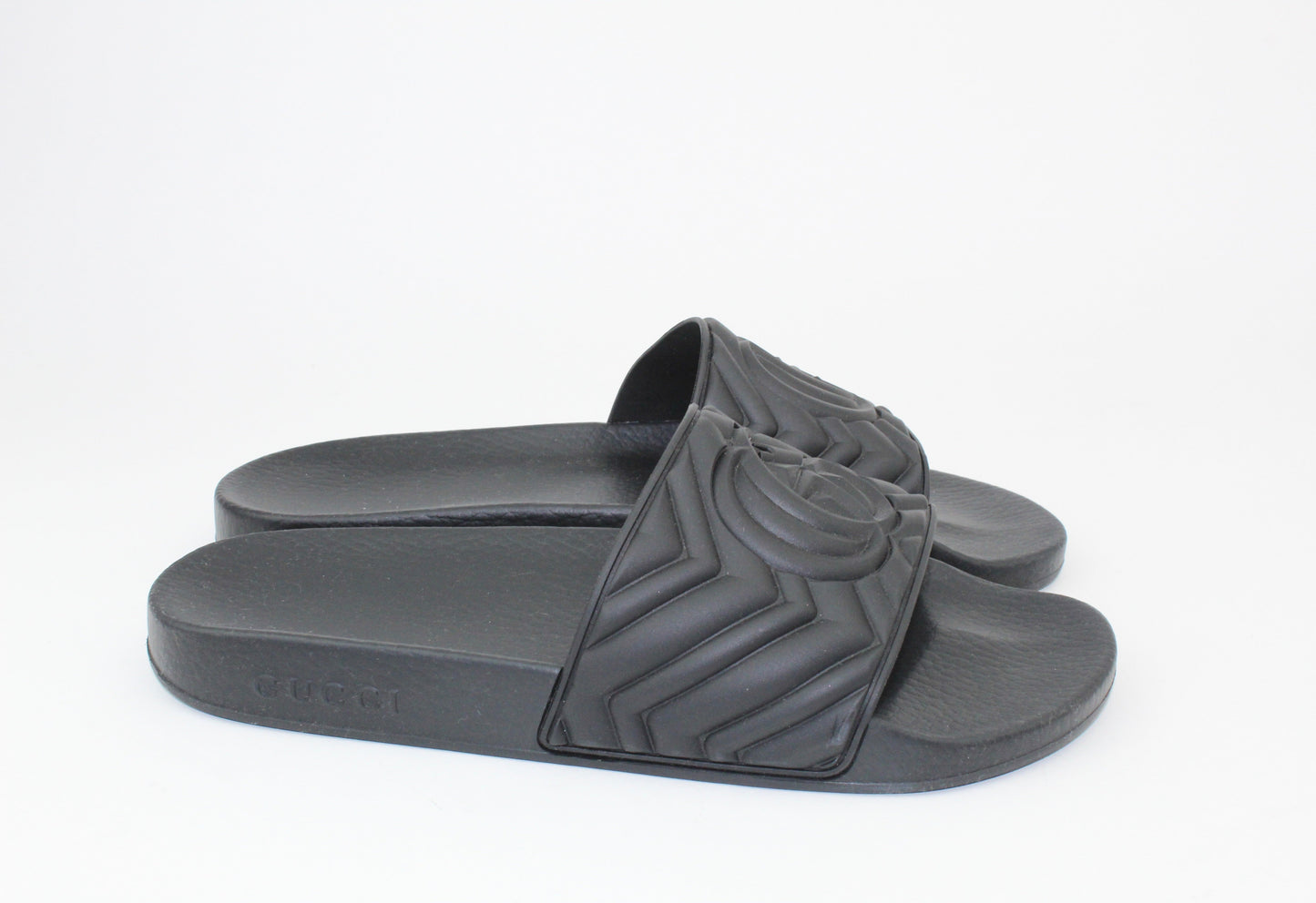 Gucci Men Matelasse Slides