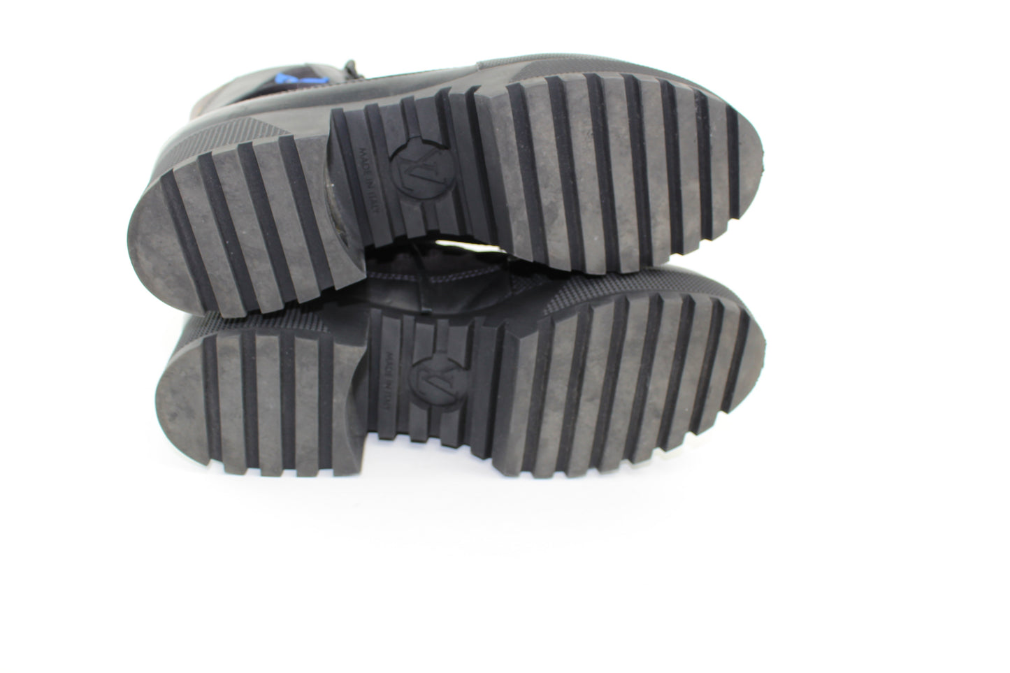 LOUIS VUITTON BLACK HEART PLATFORM DESERT BOOT