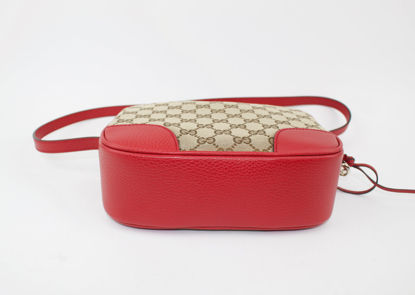 Gucci GG Supreme Canvas Bree Crossbody