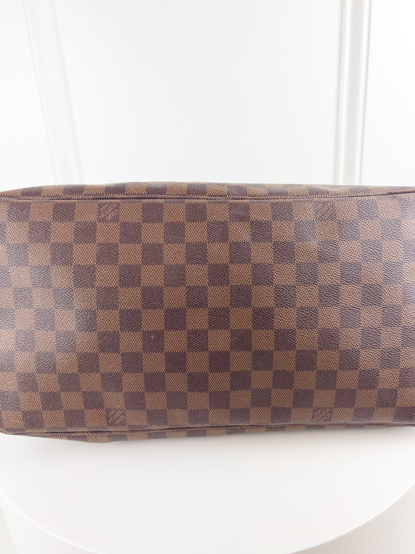 Louis Vuiton Damier Neverfull Gm.