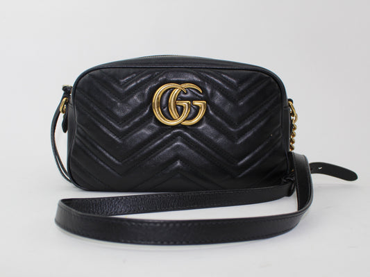 GUCCI GG MATÈLASSE CAMERA BAG