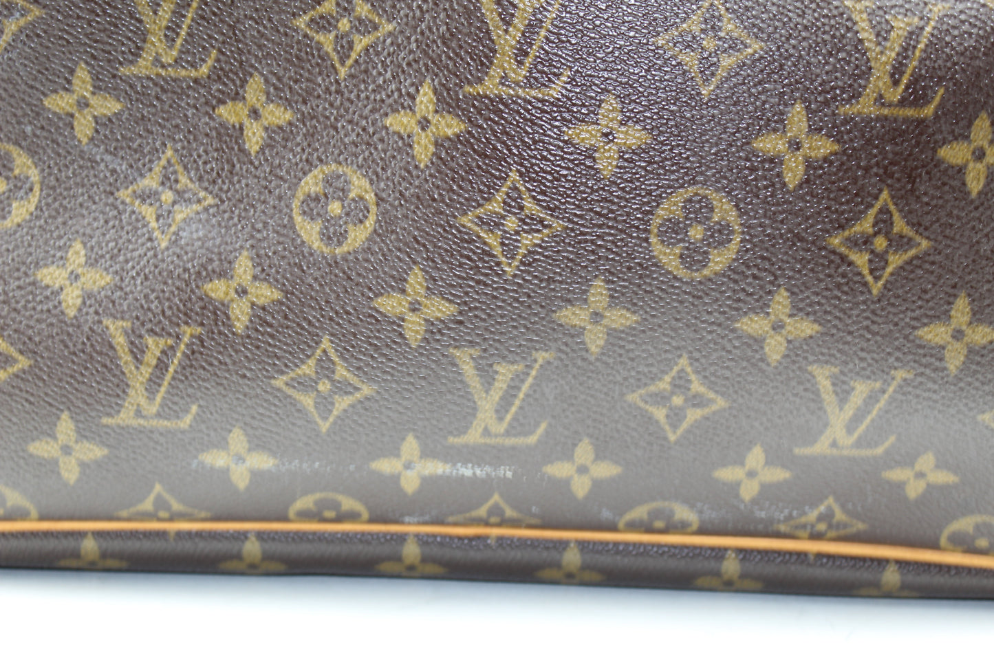 LOUIS VUITTON  MONOGRAM REPORTER GM CROSSBODY BAG