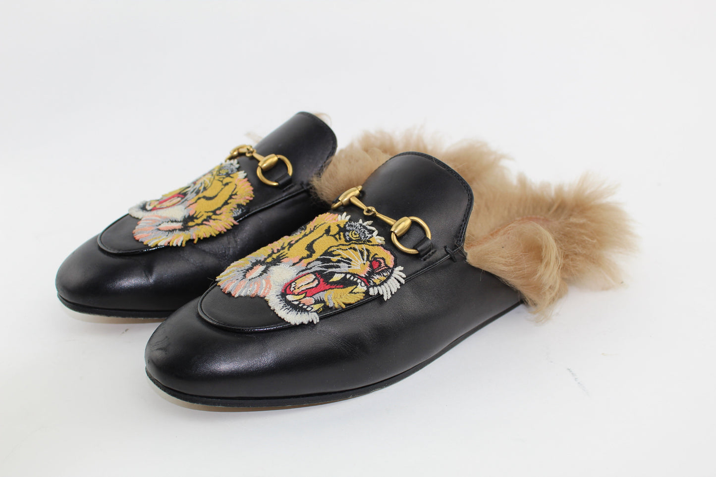 GUCCI PRINCETOWN EMBROIDERED TIGER SLIPPERS