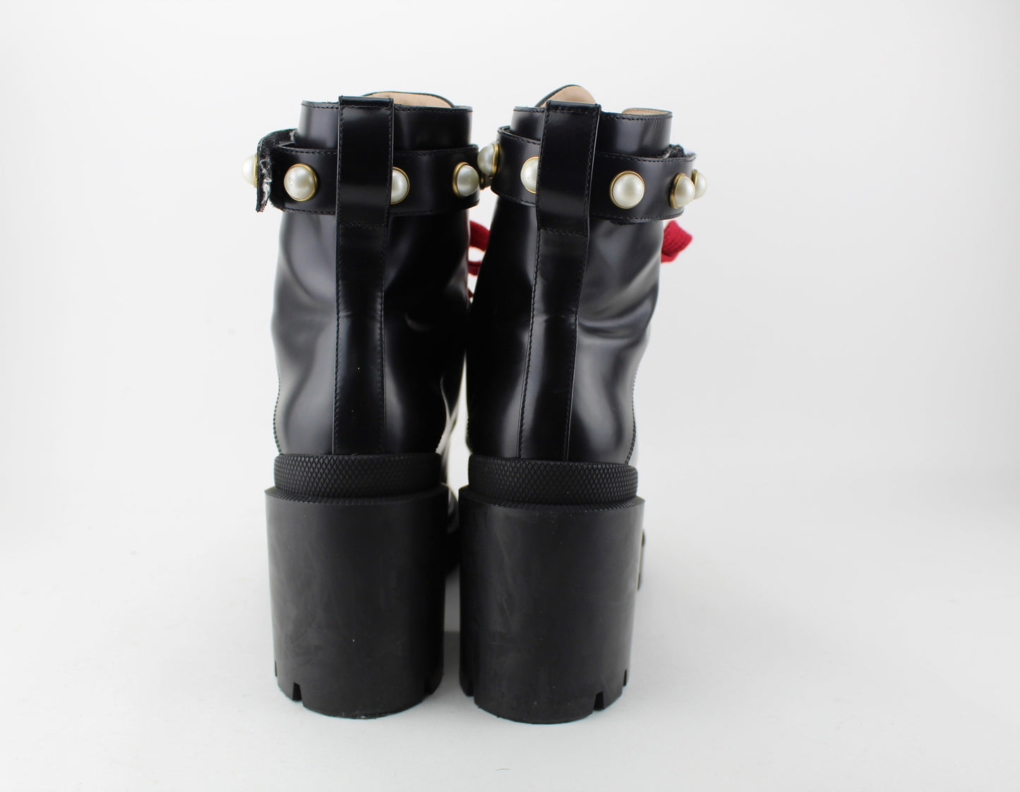 Gucci Leather Ankle boots
