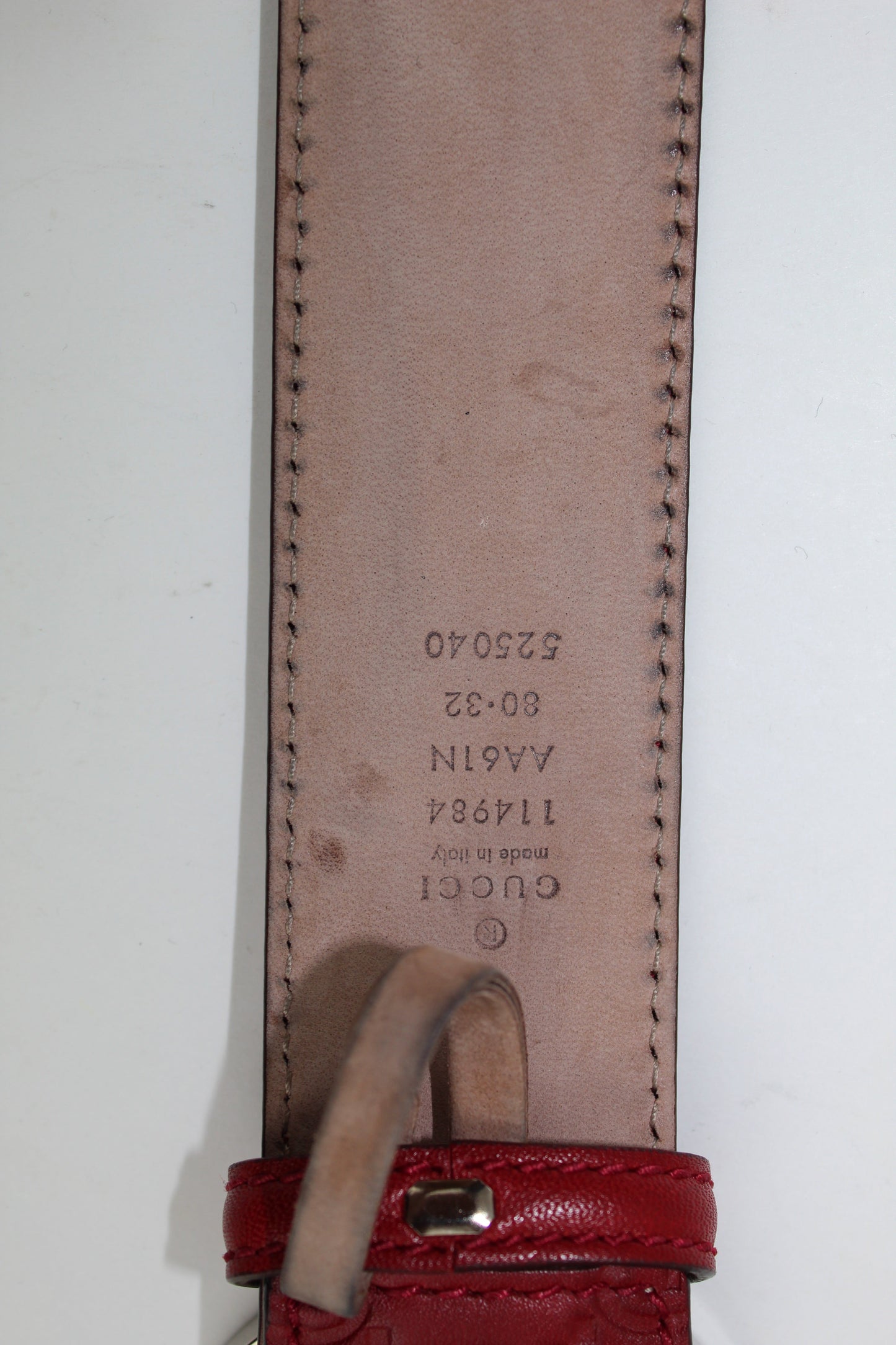GUCCI SIGNATURE BELT WITH G BUCKLE