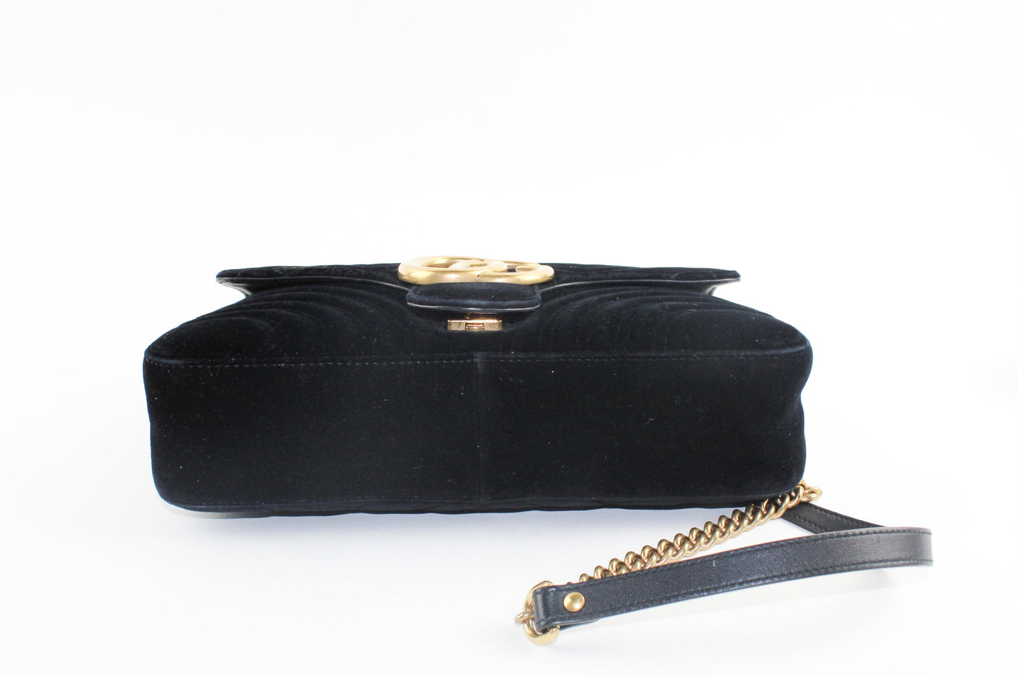 Gucci Marmont Medium Velvet shoulder Bag