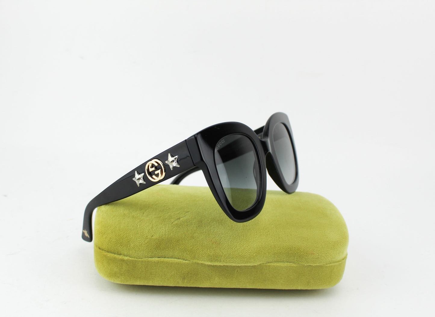 Gucci Round-frame acetate sunglasses with star