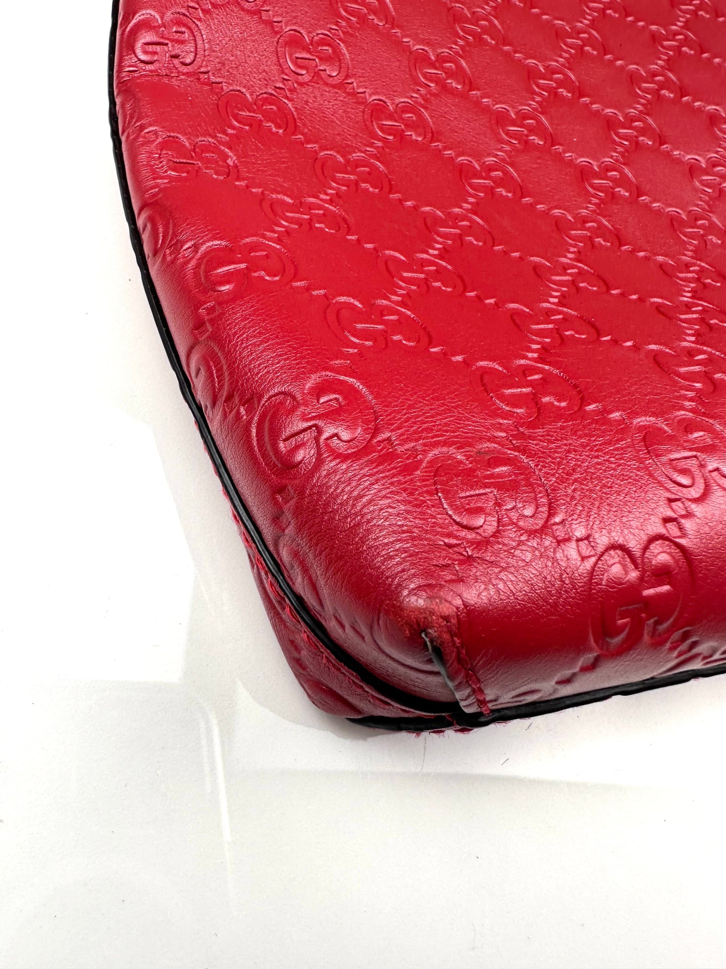 Gucci Zip Top Messenger Bag Guccissima Leather Large