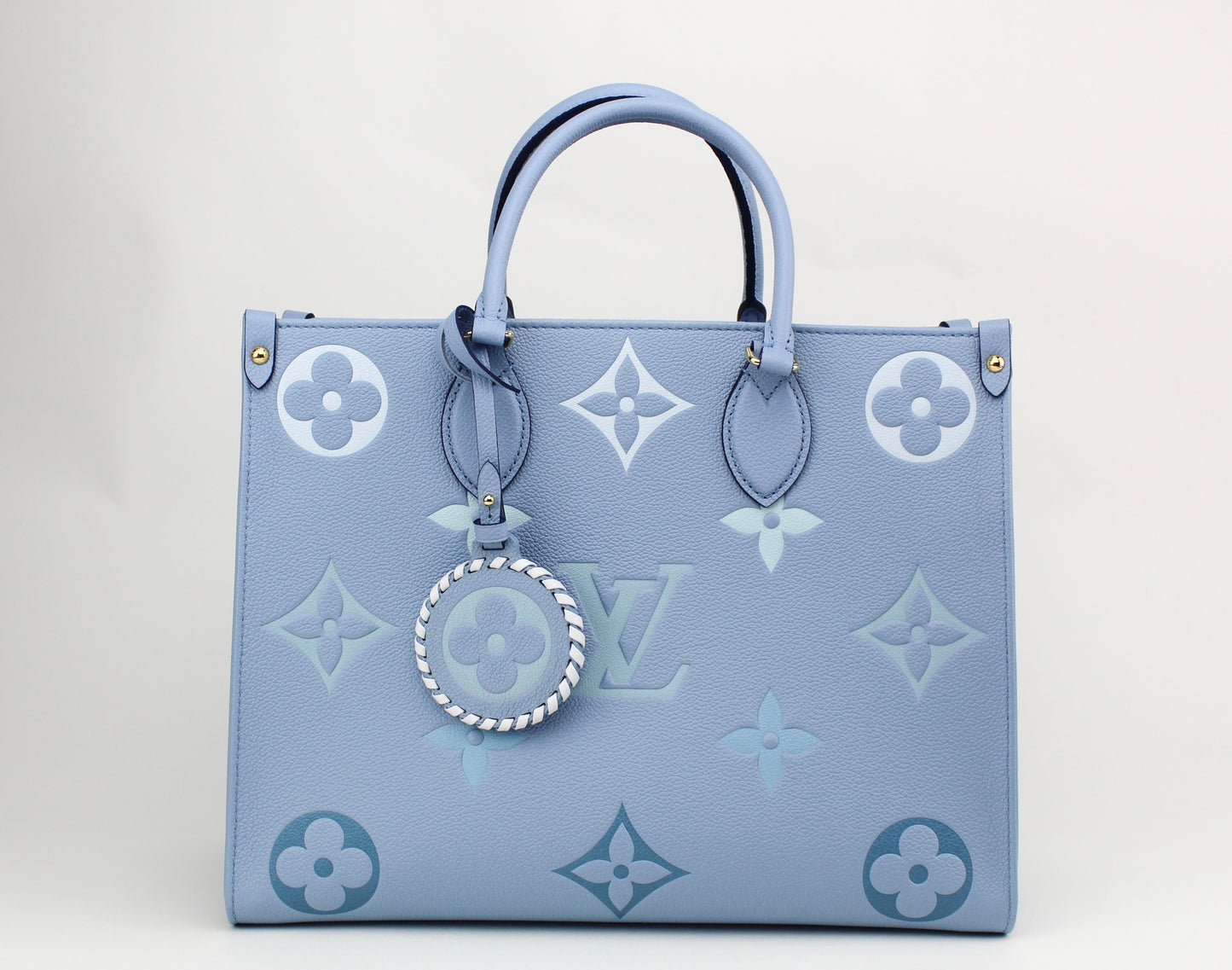 Louis Vuitton  OntheGo MM Summer Blue