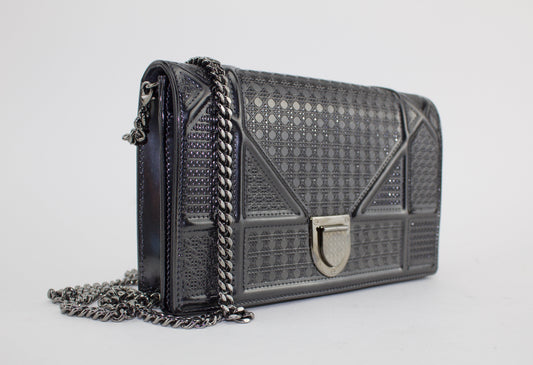 CHRISTIAN DIOR DIORAMA CHAIN POUCH