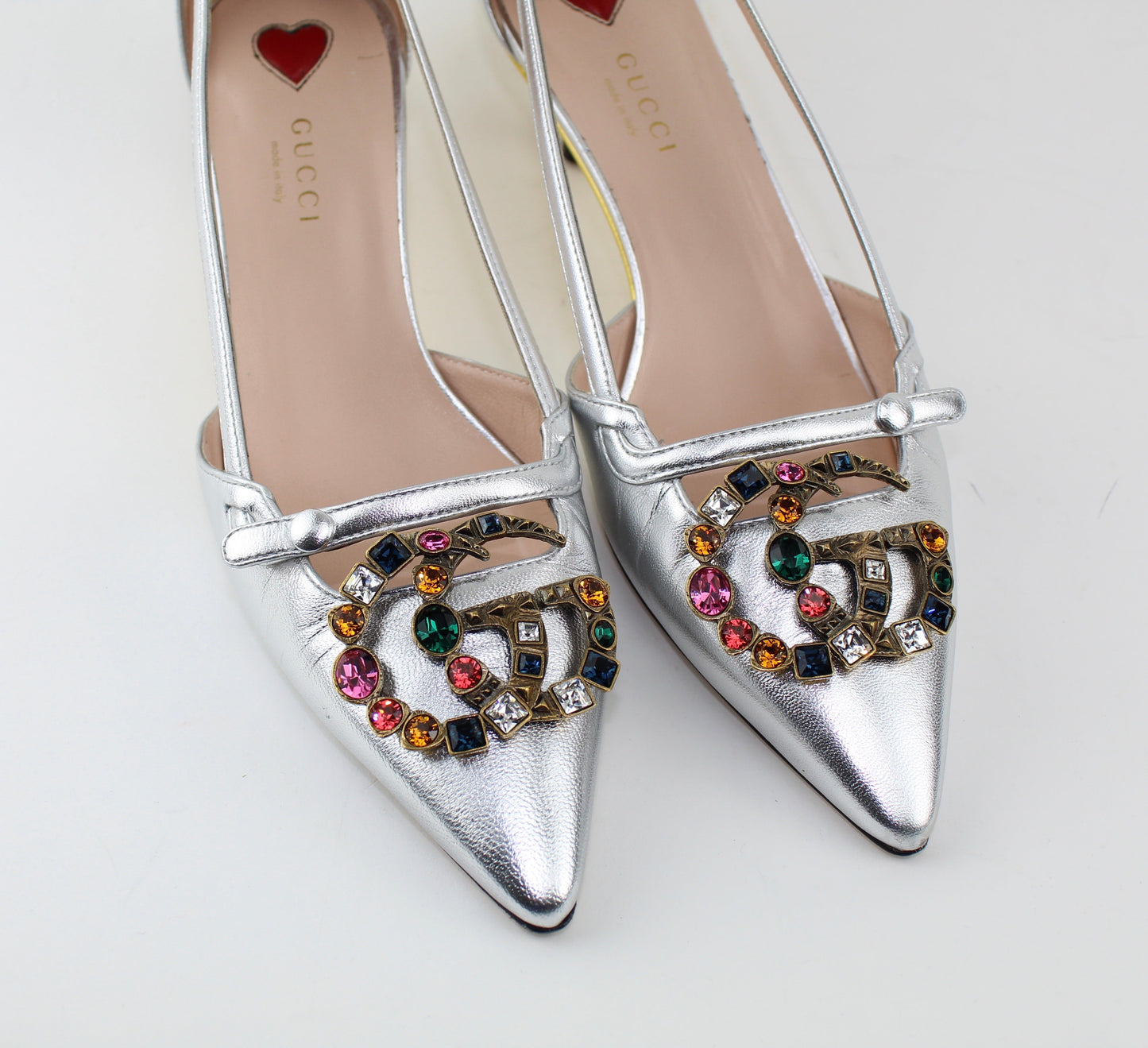 GUCCI METALLIC LEATHER PUMP WITH CRYSTAL DOUBLE G