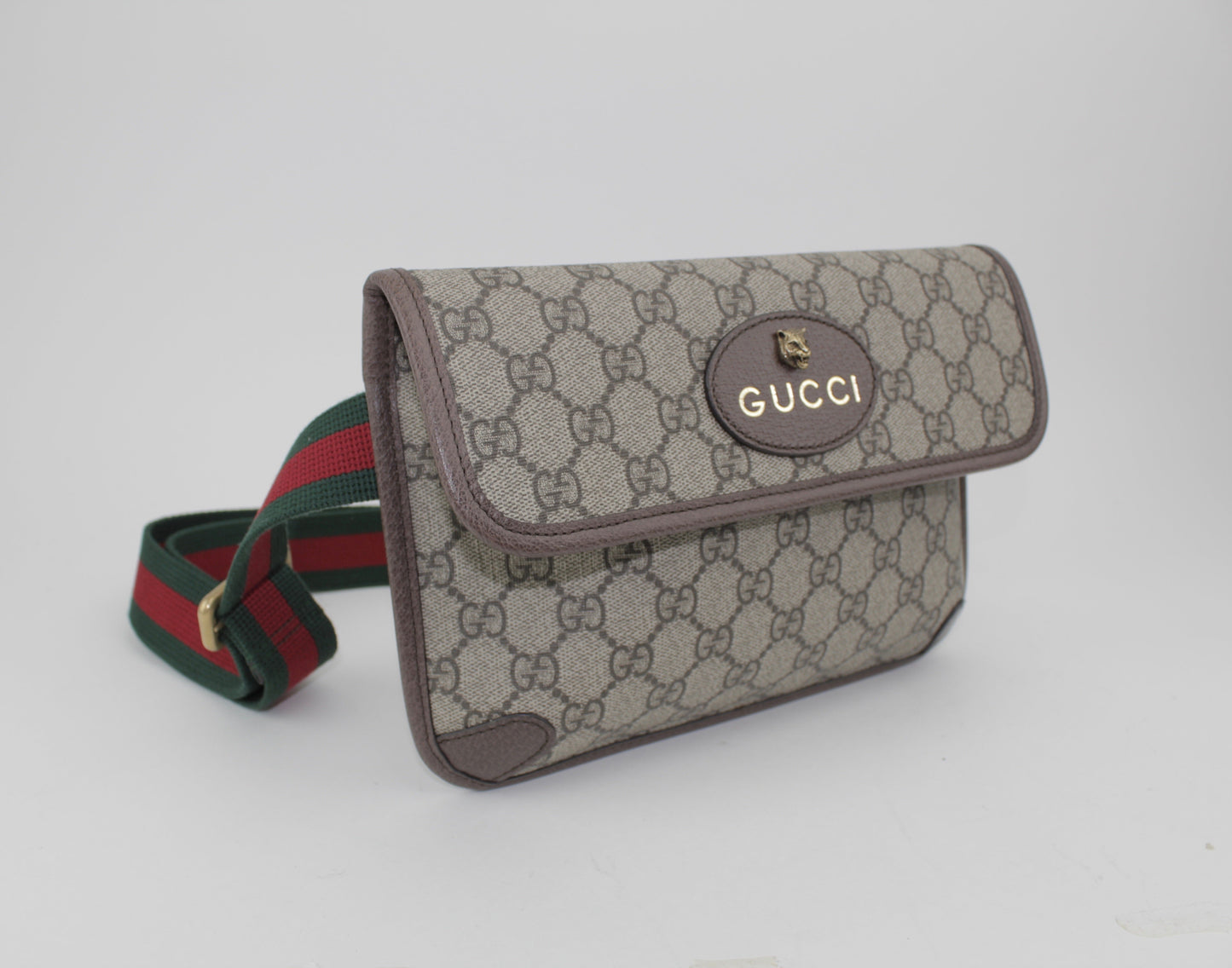 GUCCI NEO VINTAGE GG SUPREME BELT BAG