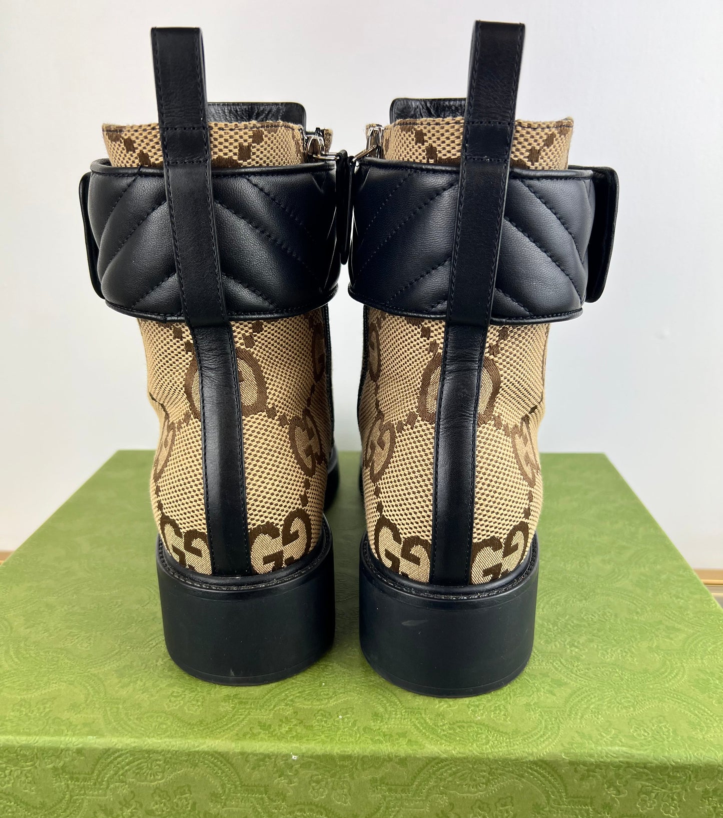 Gucci Women's ankle boot with Double G