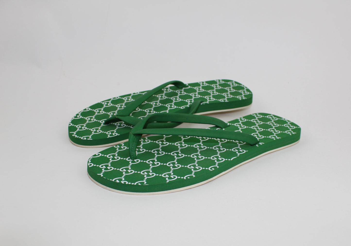 GUCCI LEATHER THONG FLIP FLOPS